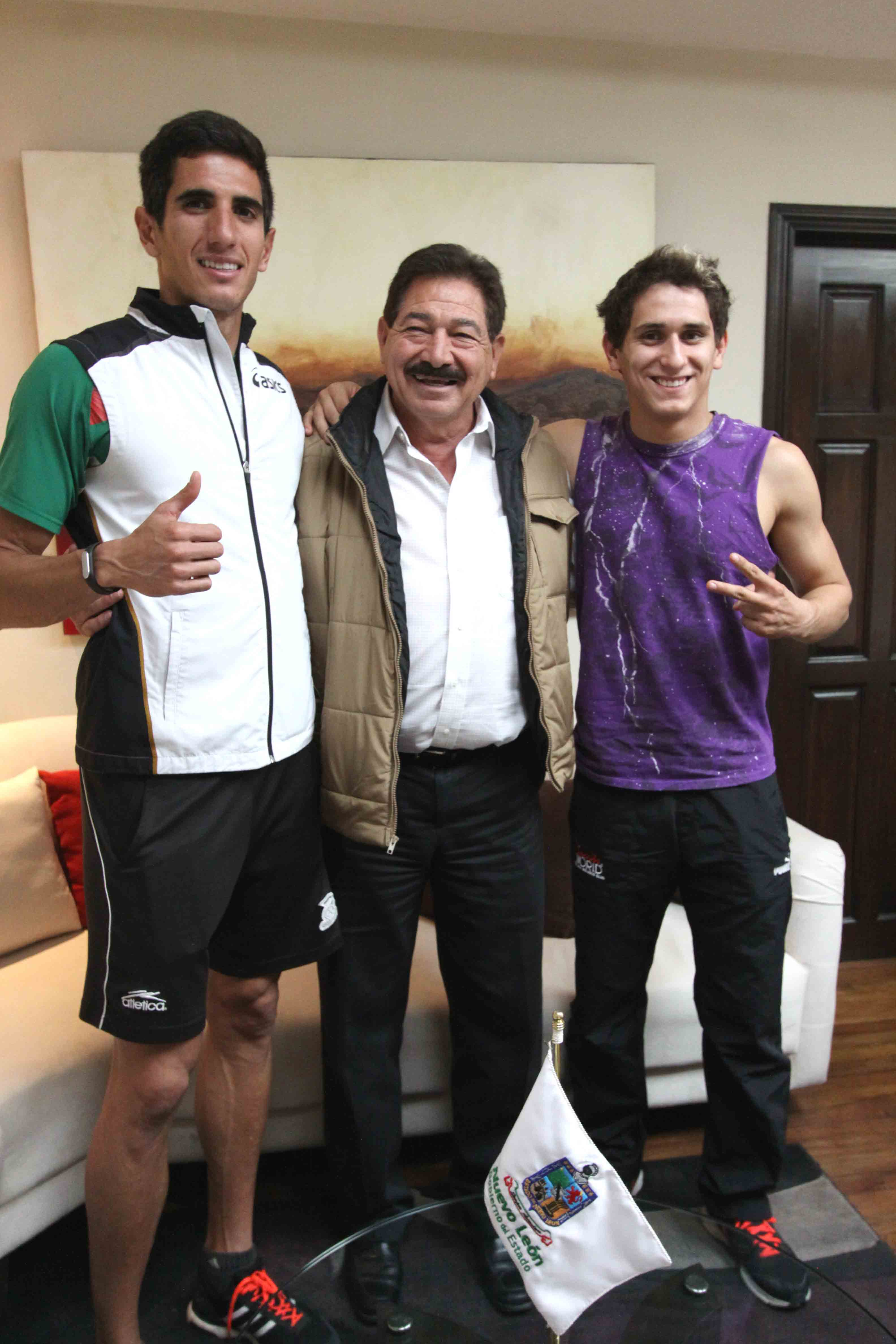 José Carlos Herrera Atletismo Raúl Gzz director de INDE y Diego Balleza clavados